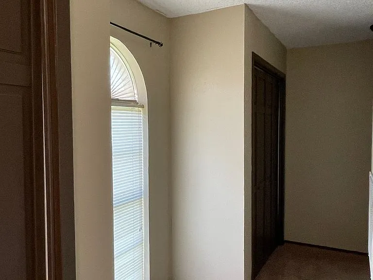 4009 Eastridge Dr — Photo 8