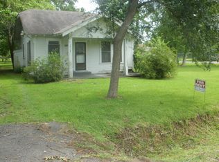 2475 Taylor St, Beaumont, TX 77703