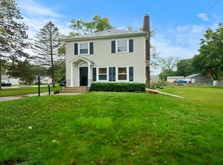 1021 10th Ave, Belvidere, IL 61008