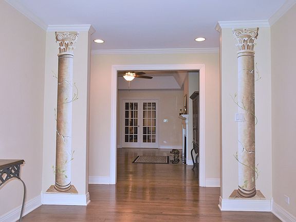 2nd image of 926 Kirkwood Dr