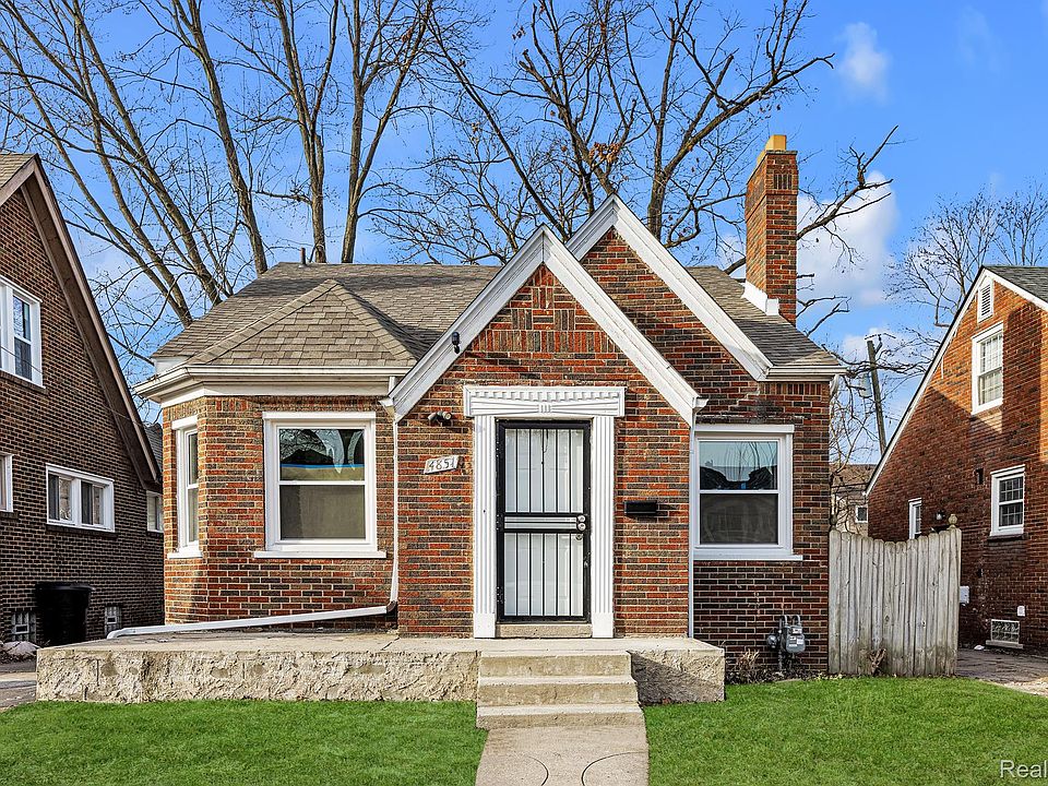 1st image of 4851 Courville St