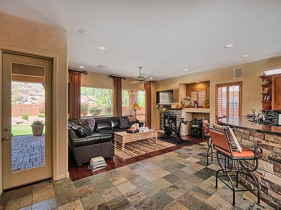 4th image of 15108 E Vermillion Dr