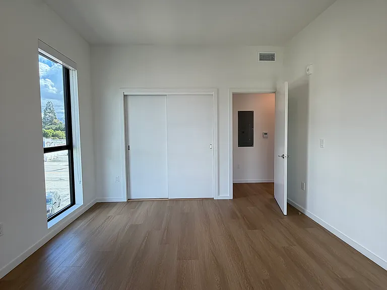 5119 Colfax Ave #301 — Photo 17