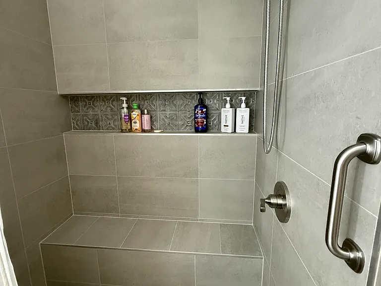 128 Edelweiss Cir — Photo 1