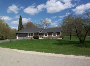 41025 N Prairie Ave, Antioch, IL 60002