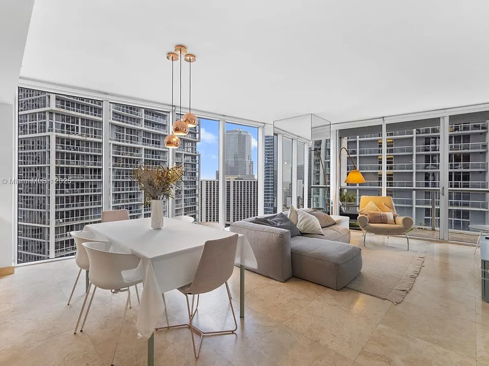 495 Brickell Ave #2410