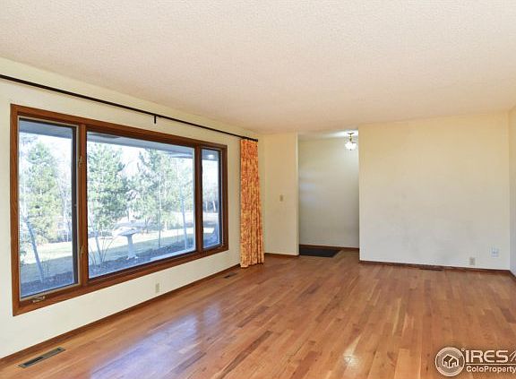 5th image of 7542 Crannell Dr