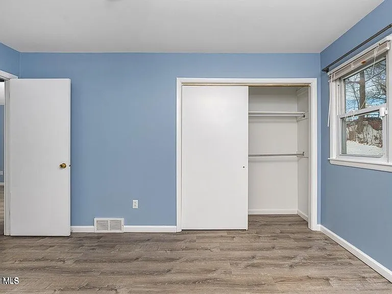 7 Elgin St #B — Photo 22