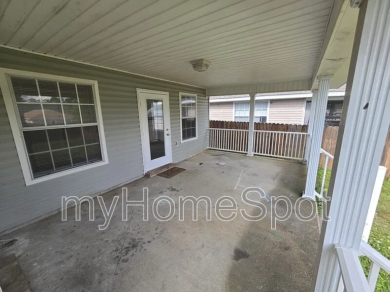 3115 Flintlock Dr — Photo 16