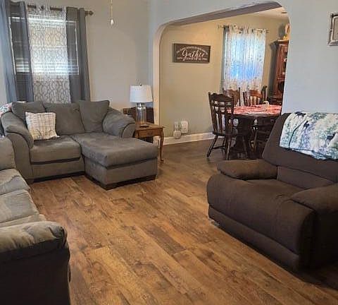 5th image of 118 Lance Court