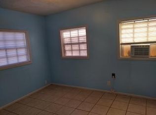 715 W G Ave APT 3, Kingsville, TX 78363