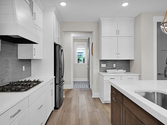 The Hernando Model at Settler s Landing Kitchen