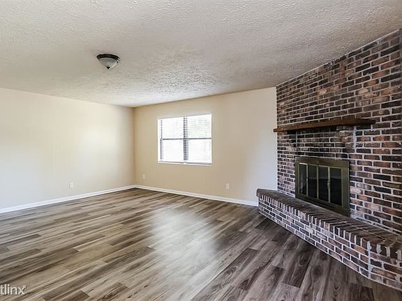 4th image of 3028 Ila Ln