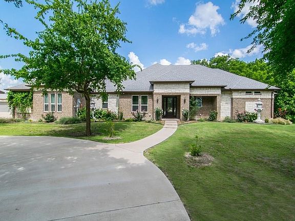 2nd image of 180 Lodge Ct
