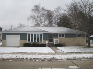 3519 Glenwood St, Two Rivers, WI 54241