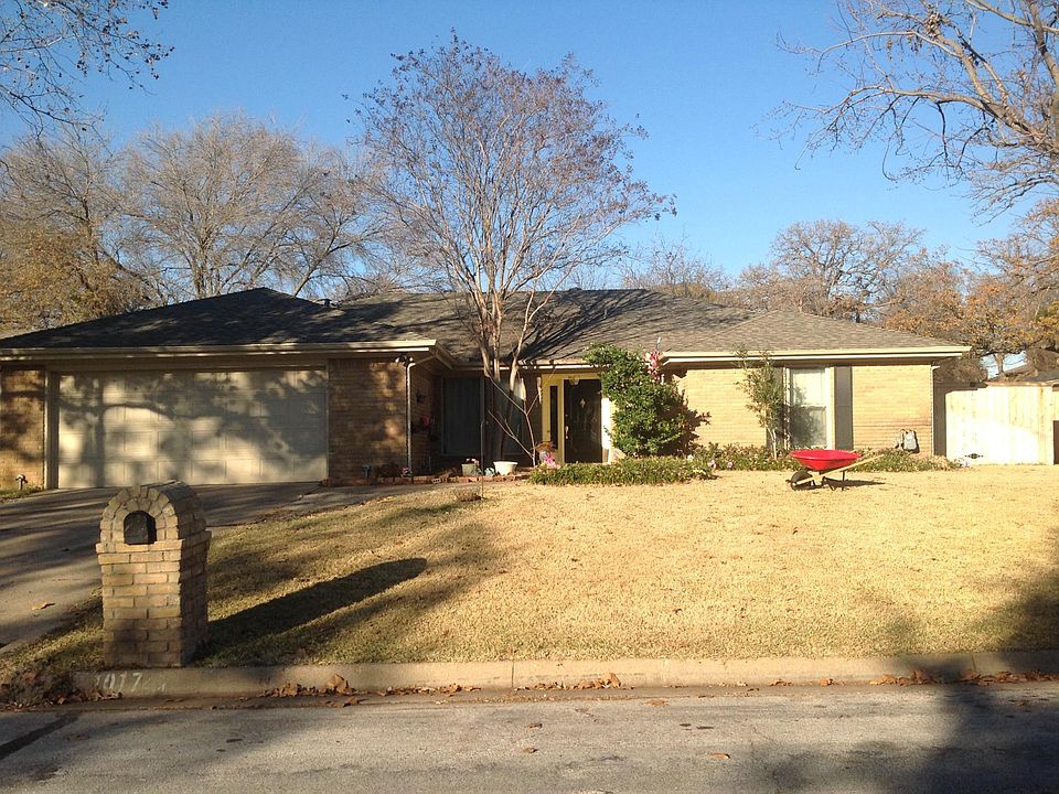 1st image of 1017 Birchwood Ln #1