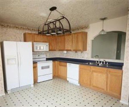 3rd image of 4012 Cresta Park Ave NW