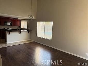 5th image of 436 N Imperial Ave