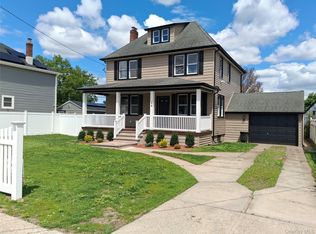 84 Holland Ave, Elmont, NY 11003