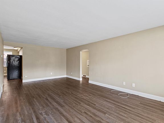 3rd image of 7729 Wild Plum Ln