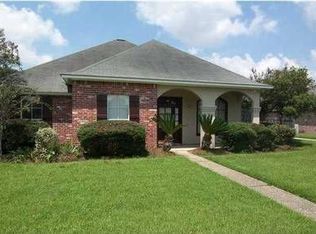 3986 White Oak Trace Dr, Baton Rouge, LA 70817