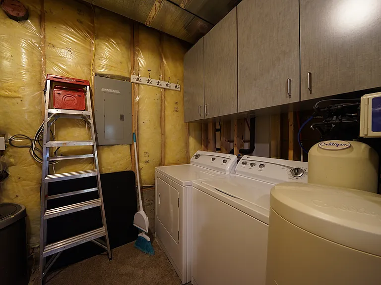 731 Wampum Ln — Photo 15