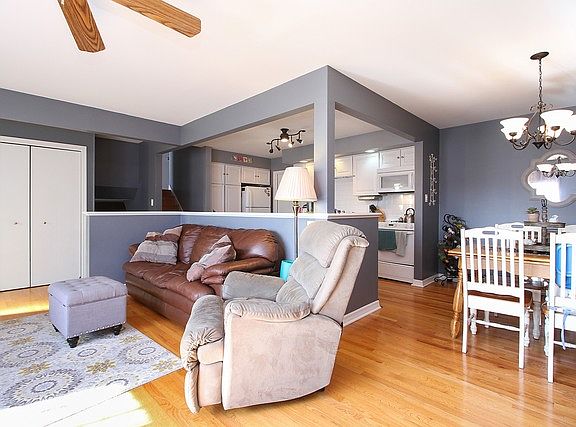 3rd image of 7340 155th St