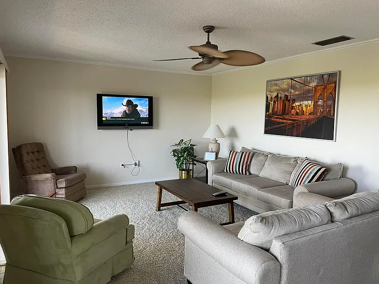 8803 Bay Pointe Dr #203 — Photo 19