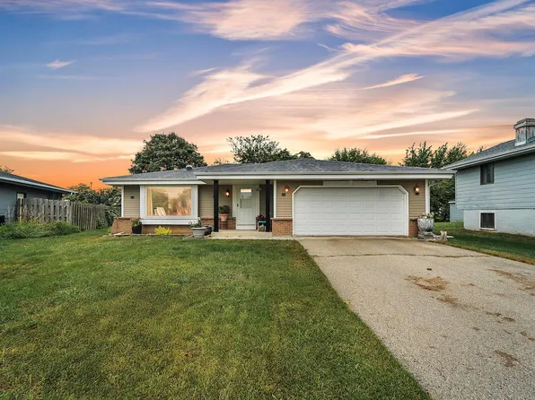 1738 Wiese LANE, Mount Pleasant, WI 53406