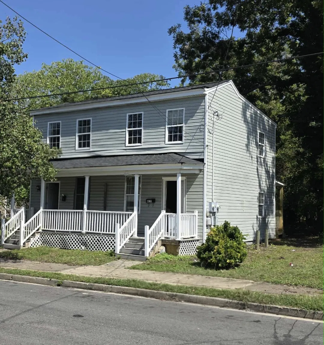 467 Byrne St — Photo 1