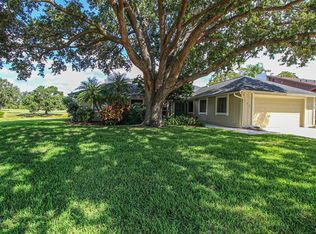 350 Cypress Creek Cir, Oldsmar, FL 34677