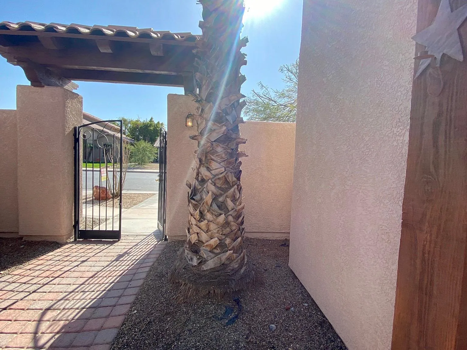 3 bed, 1750 sqft, $1,900 — Photo 3