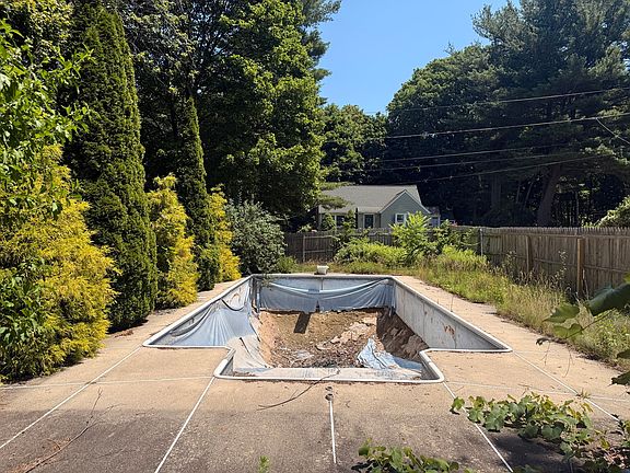 3rd image of 153A Brookline St