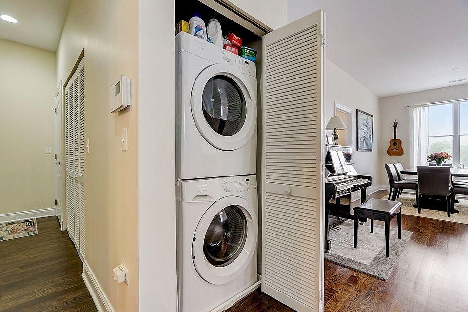 1st image of 2605 W North Ave #3C