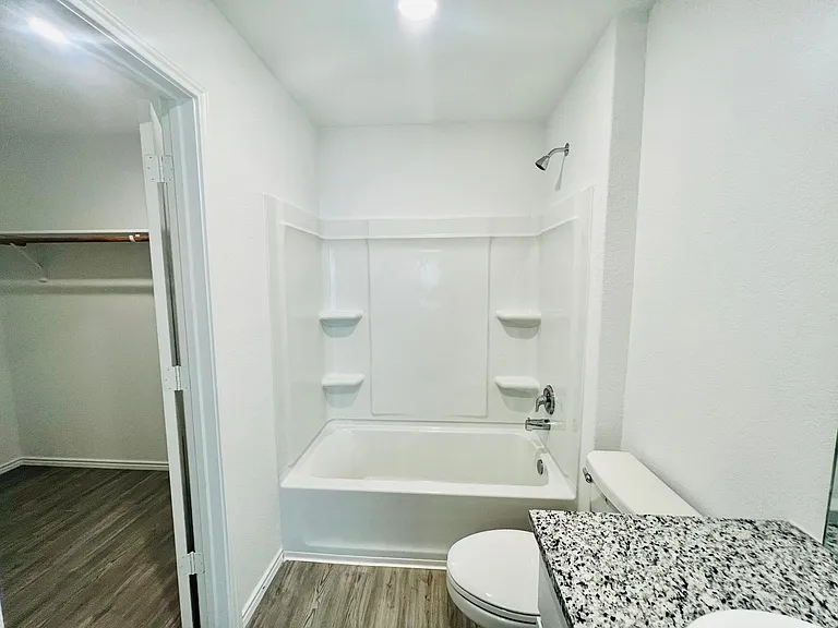 2906 Millican Dr — Photo 18