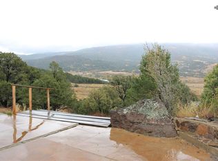 29 Carisbrook Rd, Raton, NM 87740