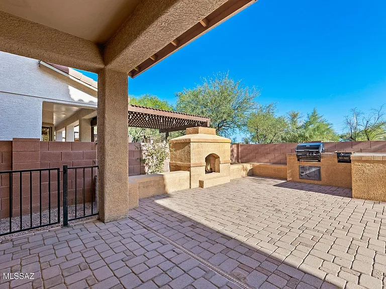1605 W Homecoming Way — Photo 4