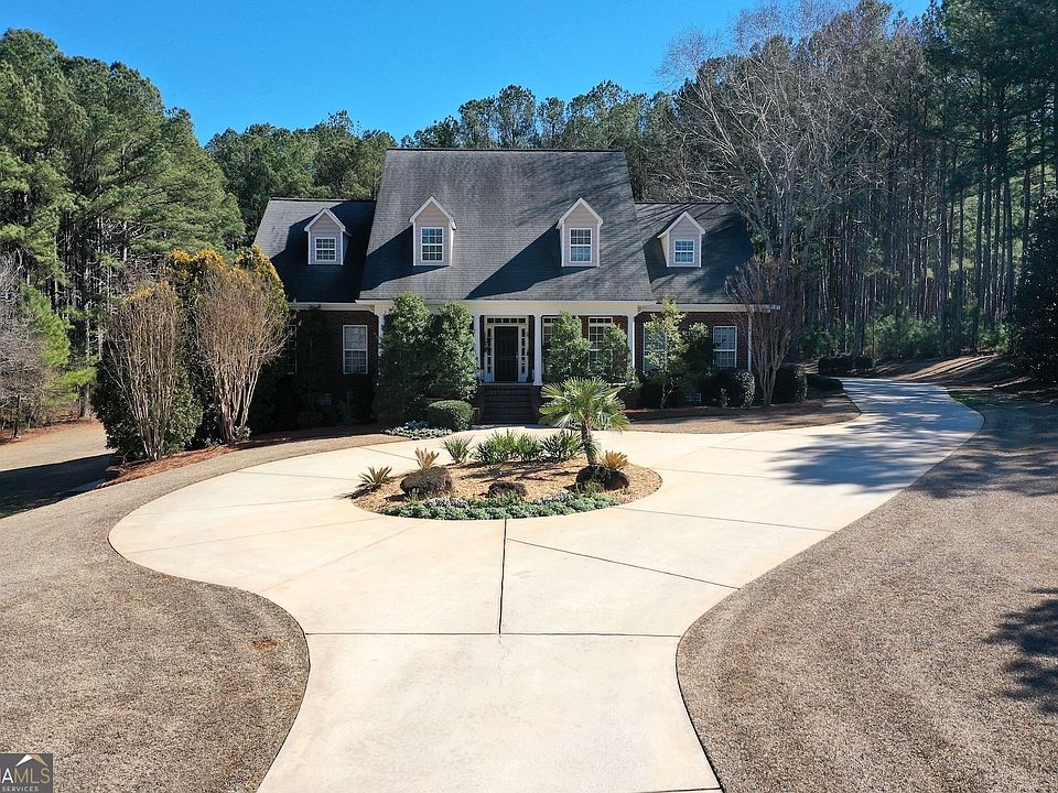 1st image of 380 Peachbelt Rd