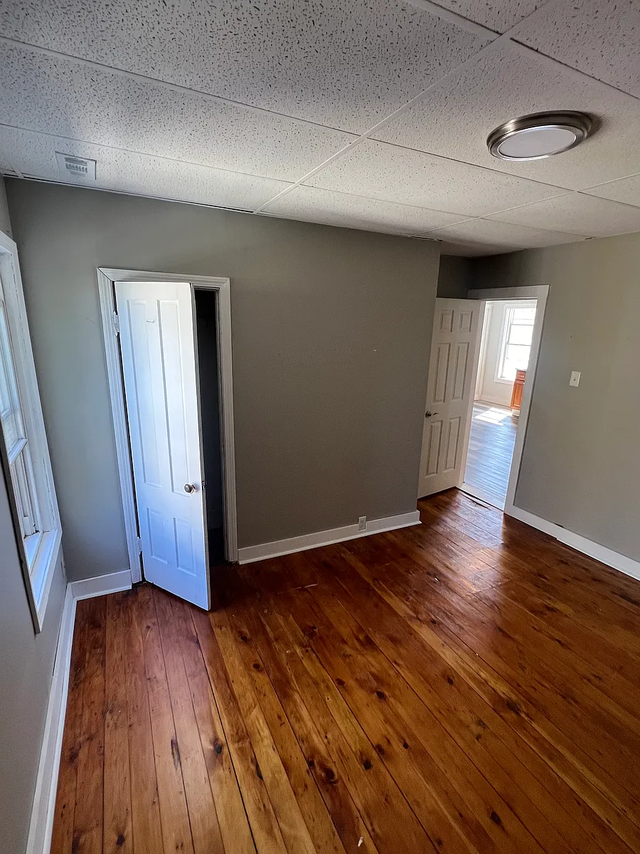Building Photo - 218 Vernon St #1