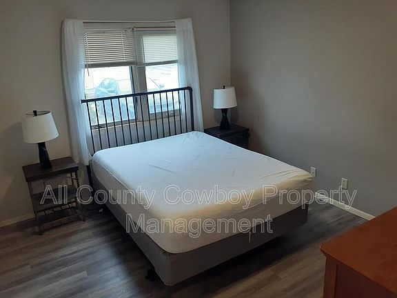 3rd image of 1920 Reynolds St APT C