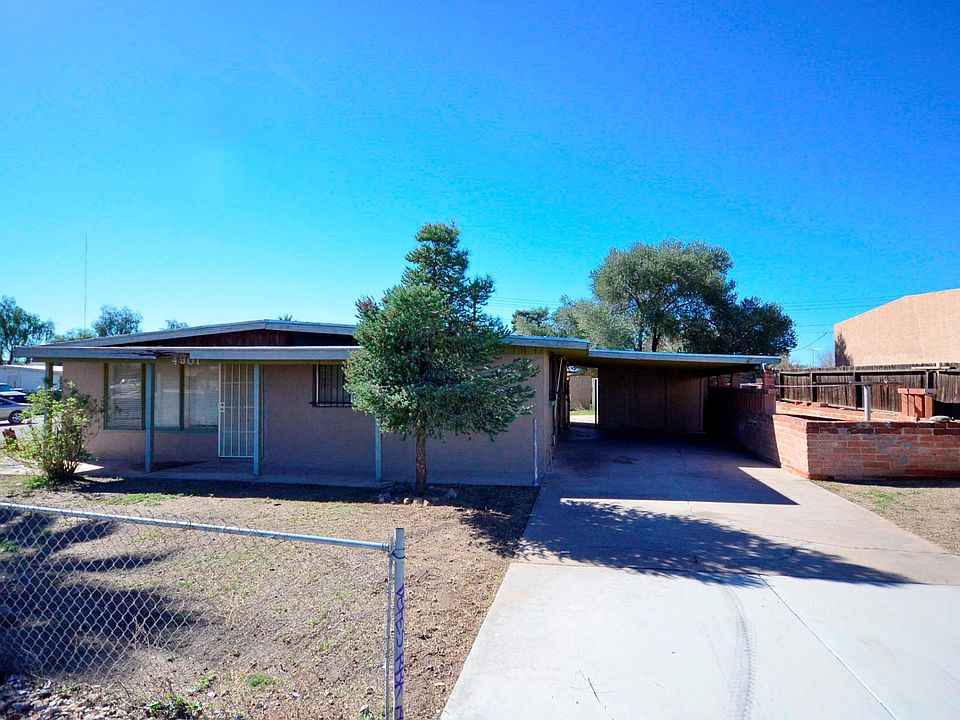 2nd image of 4901 N La Cholla Blvd