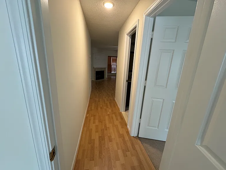 12103 Greenwood Ct #201 — Photo 29