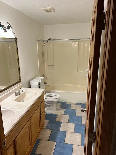 1745 8th Avenue - 1 — Photo 3