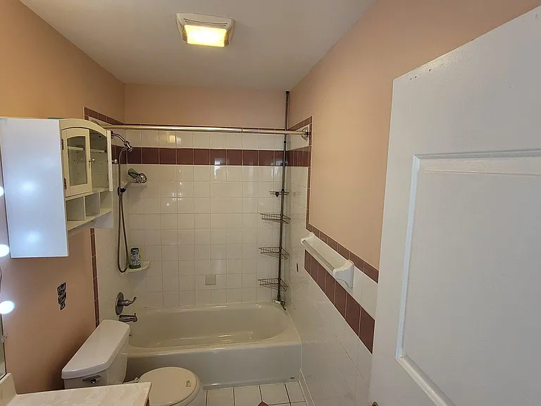 4236 Slater Ave — Photo 27