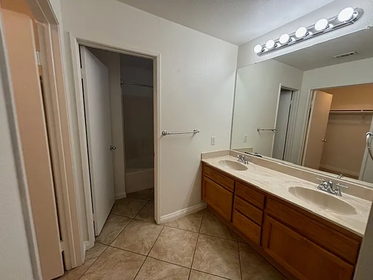374 Solano Ave — Photo 12