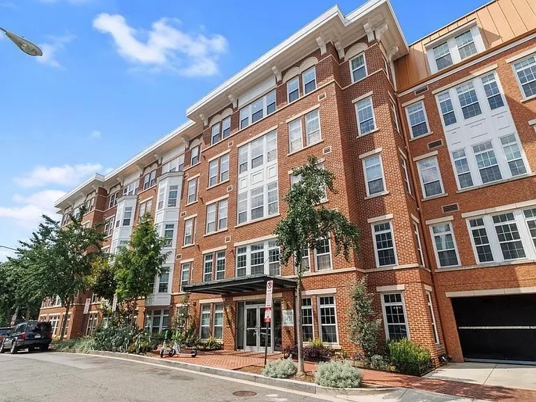 1451 Belmont St NW #420 — Photo 1