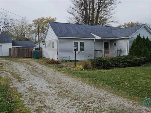 29435 Kearsley St, Millbury, OH 43447