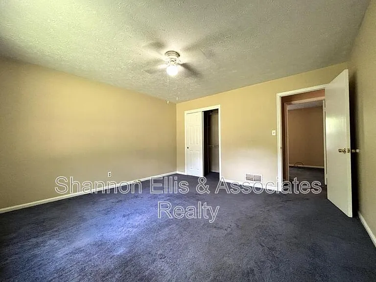 405 Elder Rd — Photo 13
