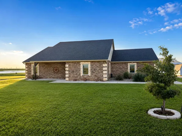 17624 N County Road 2700, Abernathy, TX 79311