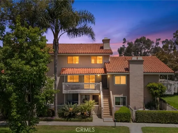 7422 Seastar Dr Unit 8, Huntington Beach, CA 92648